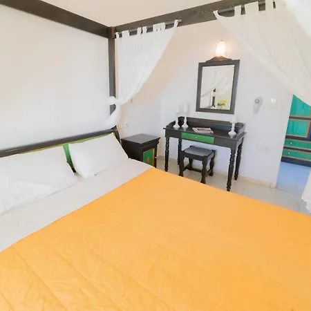 Antonina Aparthotel