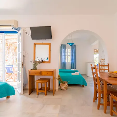 Antonina Agia Anna (Naxos)