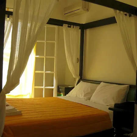 Apartahotel Antonina 2*